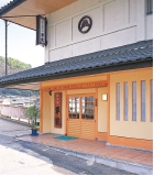 外観吉野店.jpg
